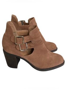 Jeffrey Campbell ROY CROFT Suede Ankle Boot in Camel